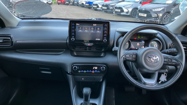 Toyota Yaris 1.5 Hybrid Design 5dr CVT Hybrid Hatchback